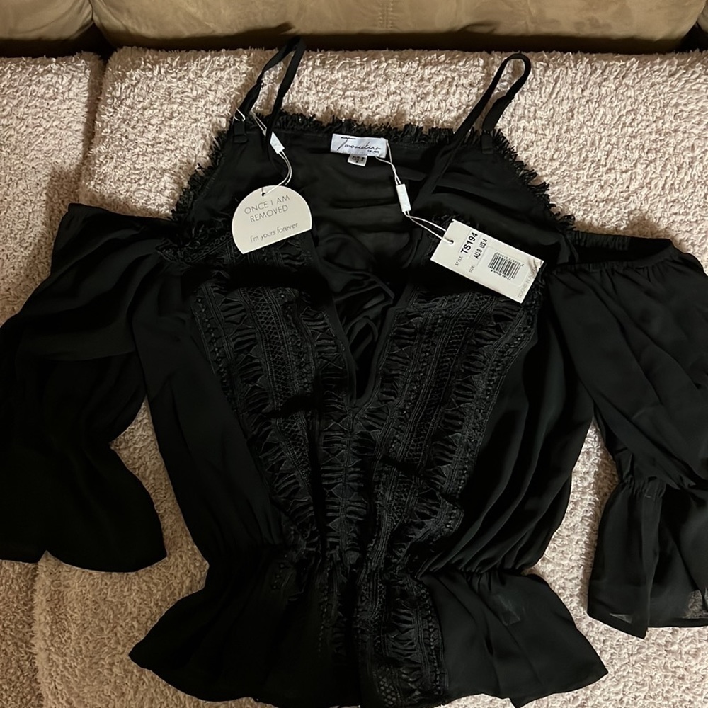 BLACK lace top - Picture 3 of 9